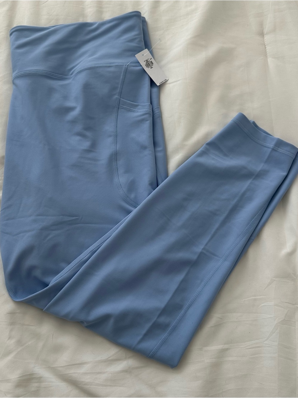 NWT Women’s High-Rise Active Leggings in Light Blue